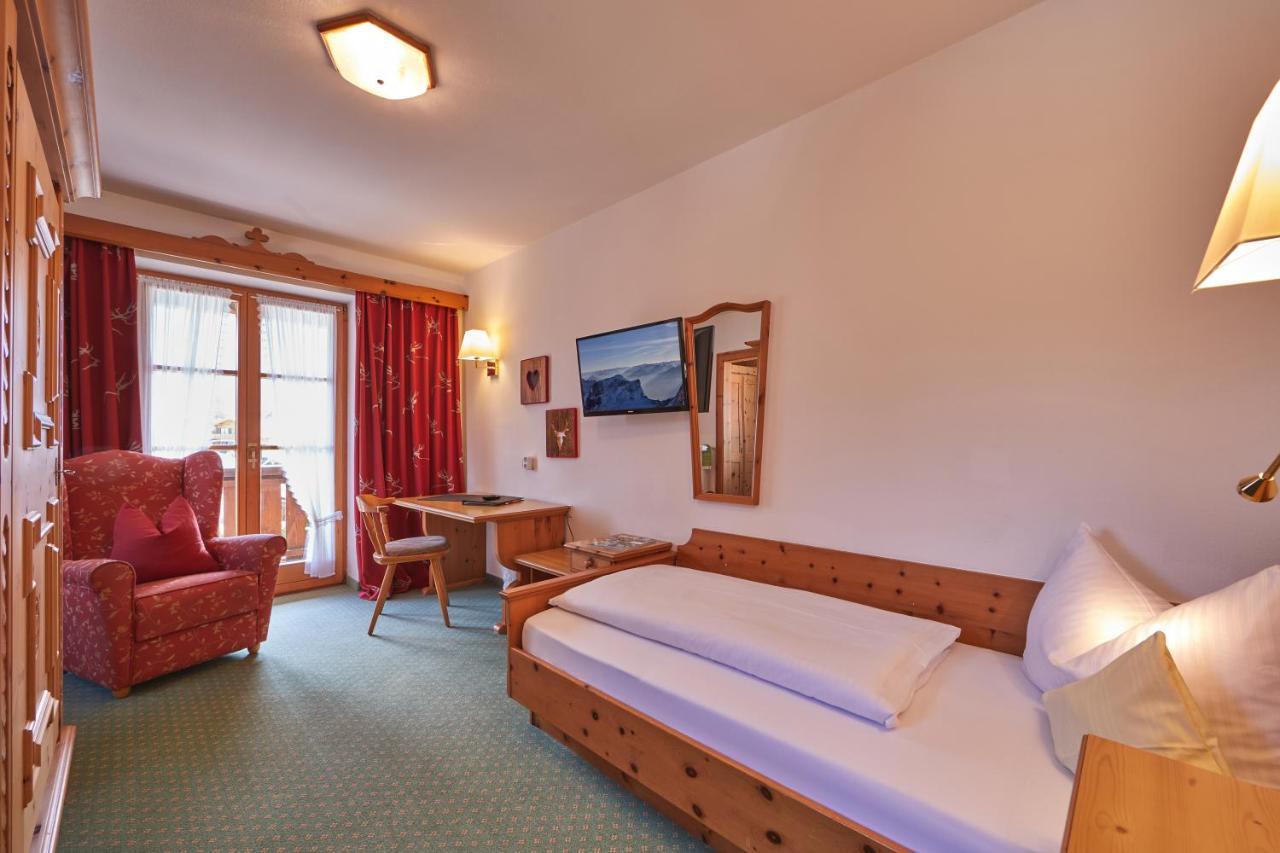 Landhotel Zum Bad Krün Exteriér fotografie